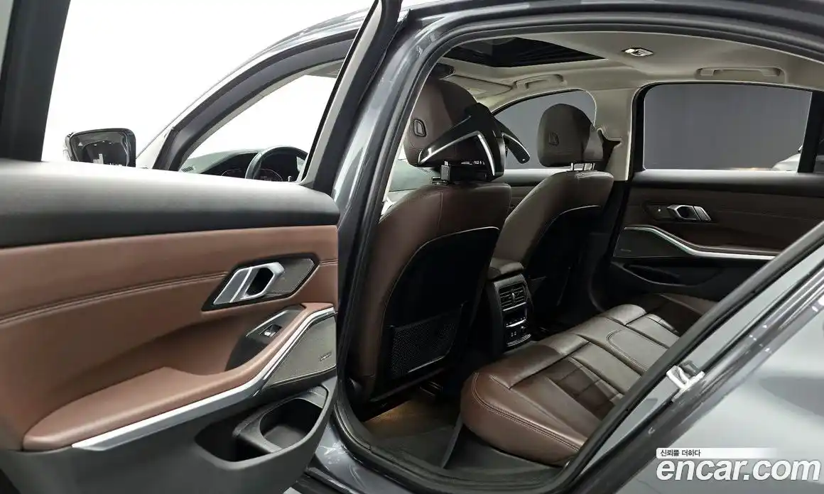 BMW 3-Series 2020 2.0 Автомат в Москве № 591361, фото 12