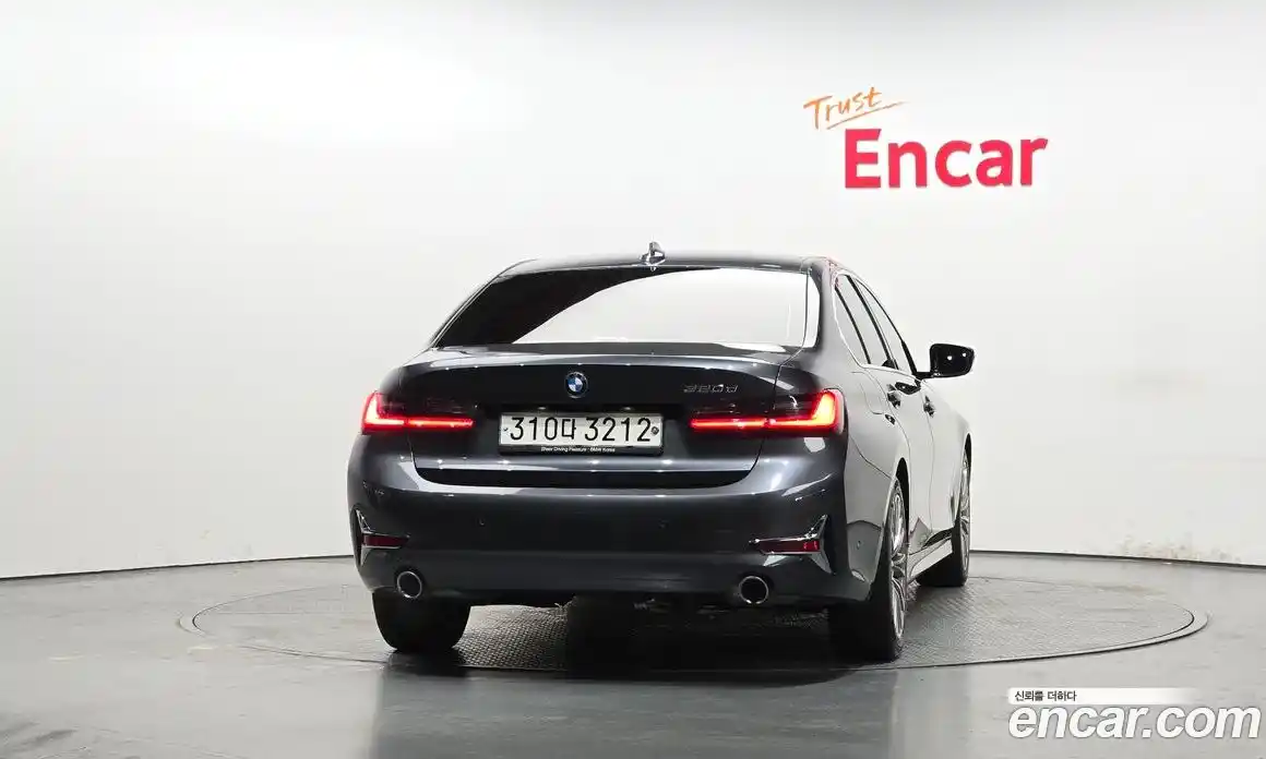 BMW 3-Series 2020 2.0 Автомат в Москве № 591361, фото 4