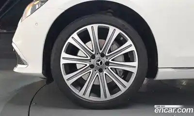 Mercedes-Benz E-Class 2023 2.0 Автомат в Москве № 591844, миниатюра 4