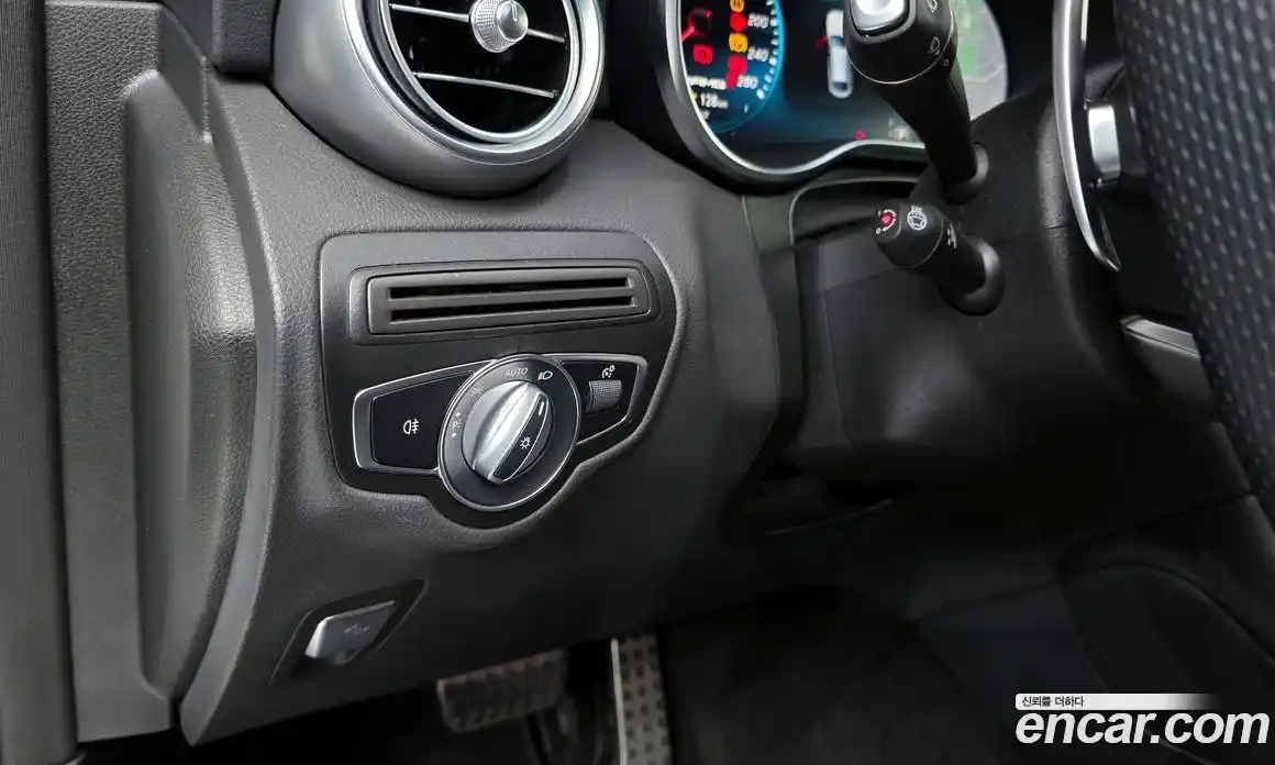 Mercedes-Benz GLC-Class 2023 3.0 Автомат в Москве № 592026, фото 16