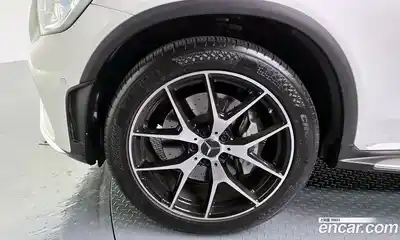 Mercedes-Benz GLC-Class 2023 3.0 Автомат в Москве № 592026, миниатюра 5