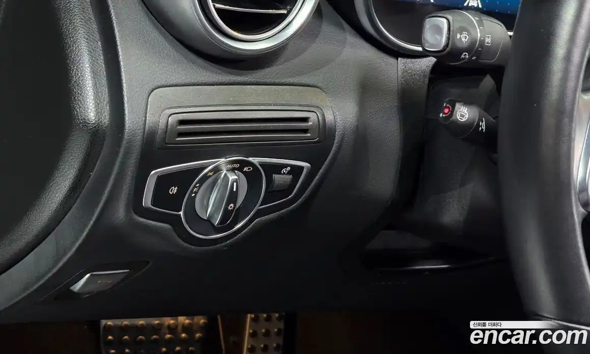 Mercedes-Benz GLC-Class 2023 2.0 Автомат в Москве № 592039, фото 14