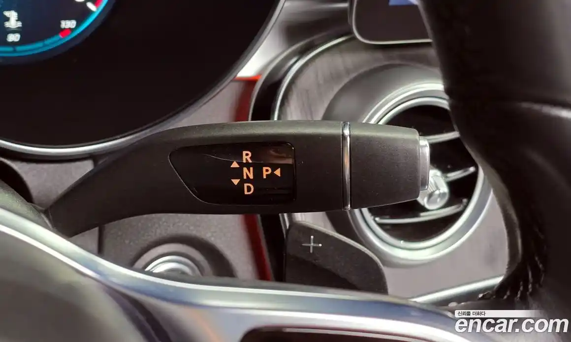 Mercedes-Benz GLC-Class 2023 2.0 Автомат в Москве № 592039, фото 9