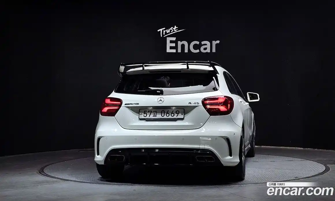 Mercedes-Benz A-Class 2016 2.0 Автомат в Москве № 592043, фото 4