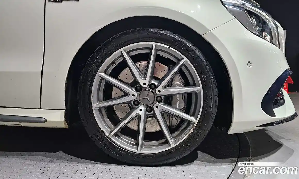 Mercedes-Benz A-Class 2016 2.0 Автомат в Москве № 592043, фото 5