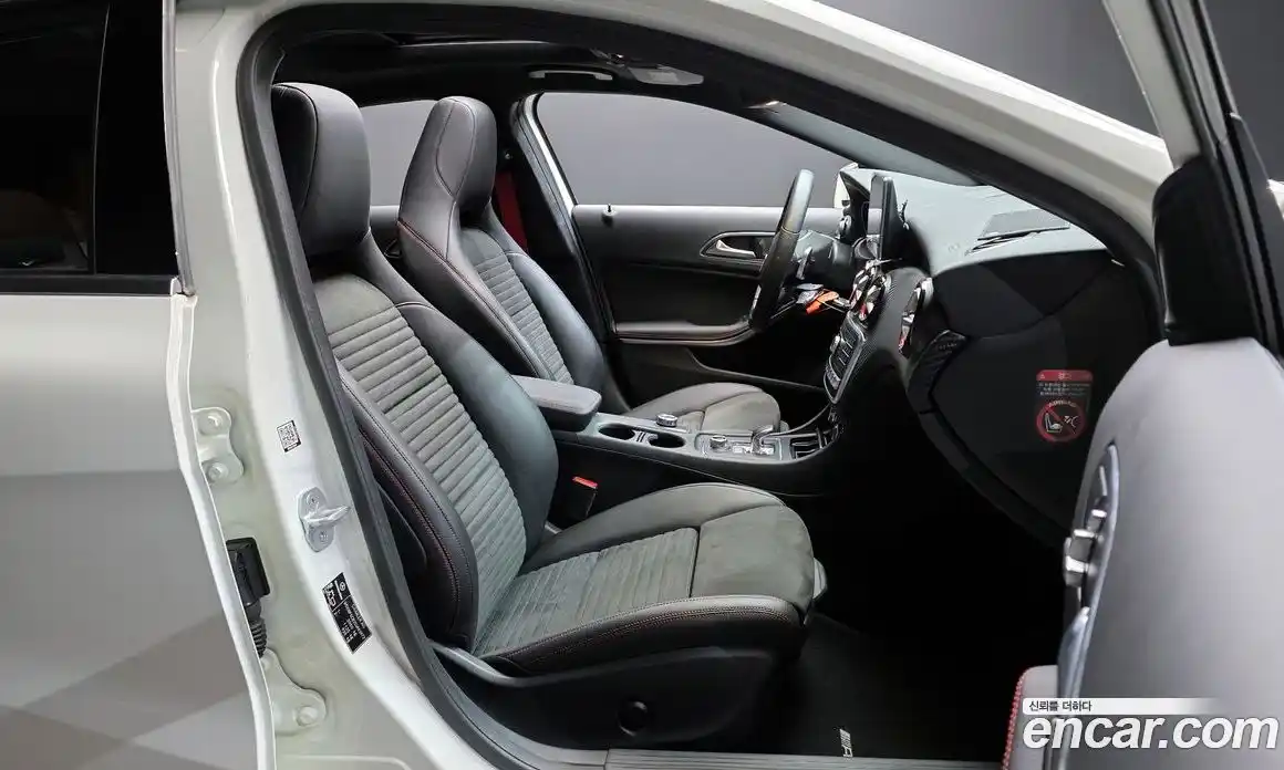 Mercedes-Benz A-Class 2016 2.0 Автомат в Москве № 592043, фото 10