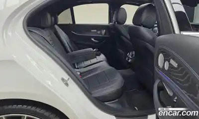 Mercedes-Benz E-Class 2021 2.0 Автомат в Москве № 592157, миниатюра 12