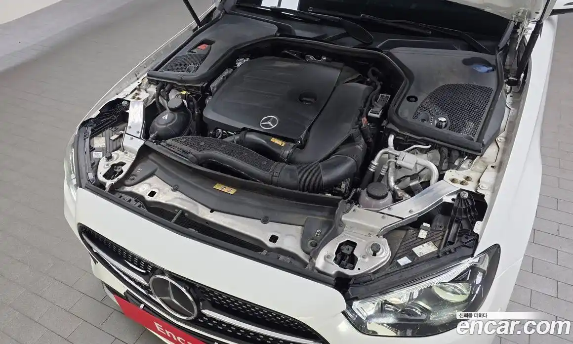 Mercedes-Benz E-Class 2021 2.0 Автомат в Москве № 592157, фото 6