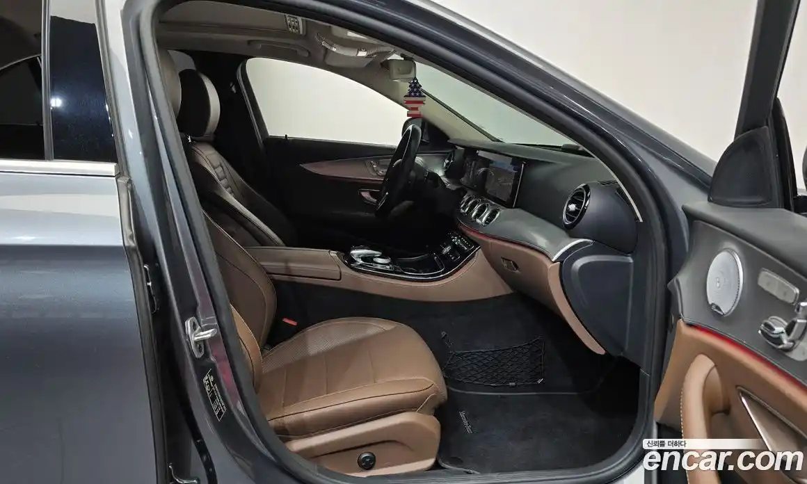 Mercedes-Benz E-Class 2020 2.0 Автомат в Москве № 592412, фото 11