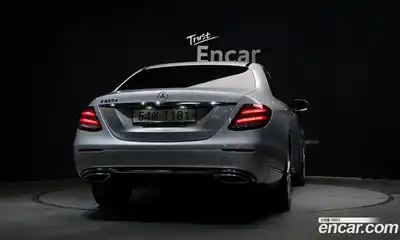 Mercedes-Benz E-Class 2018 1.9 Автомат в Москве № 592633, миниатюра 4