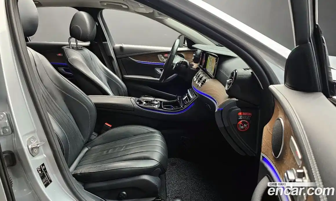 Mercedes-Benz E-Class 2018 1.9 Автомат в Москве № 592633, фото 10