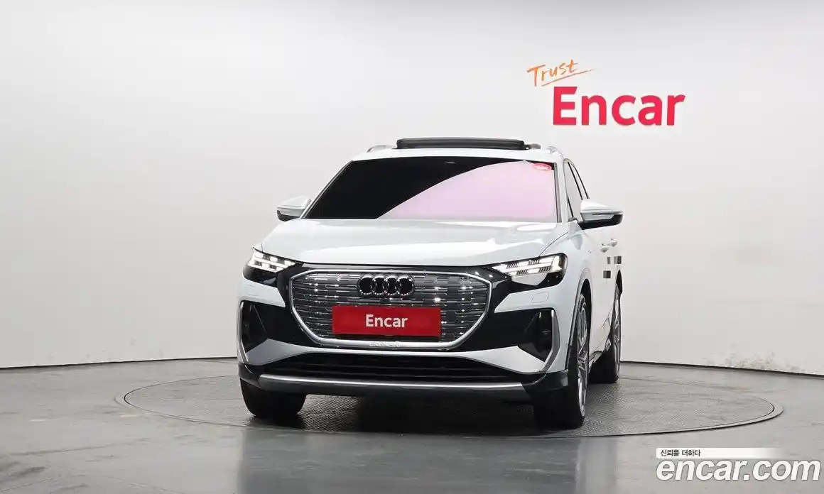 Audi Q4 e-tron 2025 0.2 Автомат в Москве № 592839, фото 3