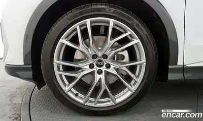 Audi Q4 e-tron 2025 0.2 Автомат в Москве № 592839, миниатюра 5