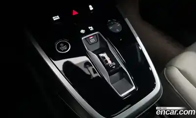 Audi Q4 e-tron 2025 0.2 Автомат в Москве № 592839, миниатюра 9