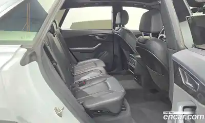 Audi Q8 2021 3.0 Автомат в Москве № 593009, миниатюра 12