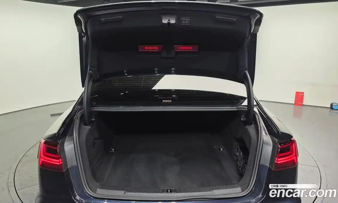 Audi A6 2016 2.0 Автомат в Москве № 593198, фото 20