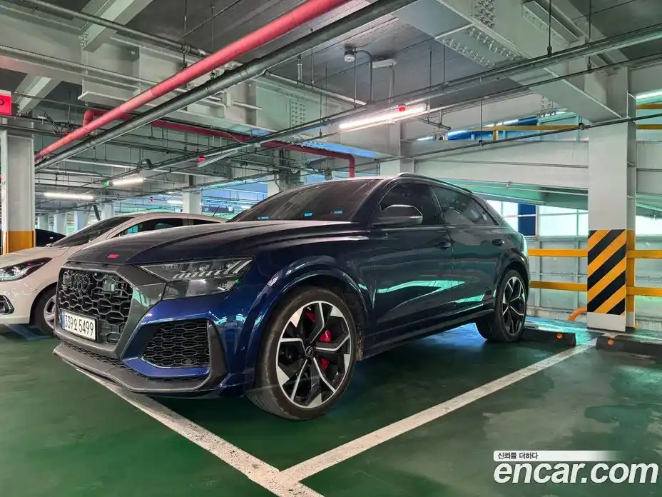 Audi RSQ8 2023 4.0 Автомат в Москве № 593444, фото 1