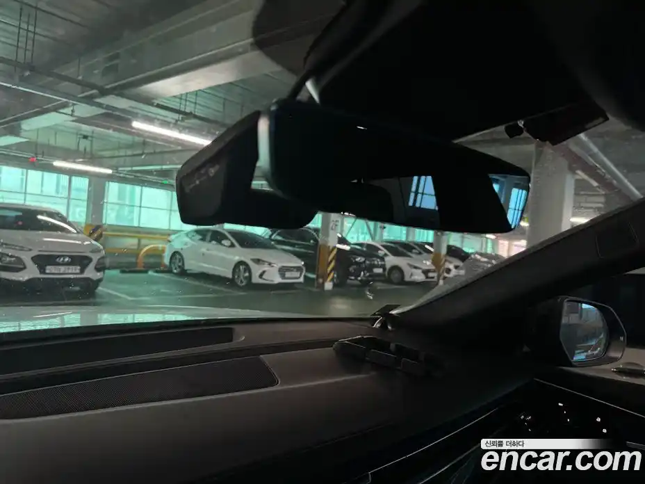 Audi RSQ8 2023 4.0 Автомат в Москве № 593444, фото 16