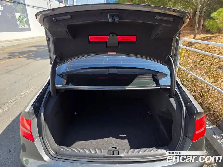 Audi A4 2015 2.0 Автомат в Москве № 593576, фото 18