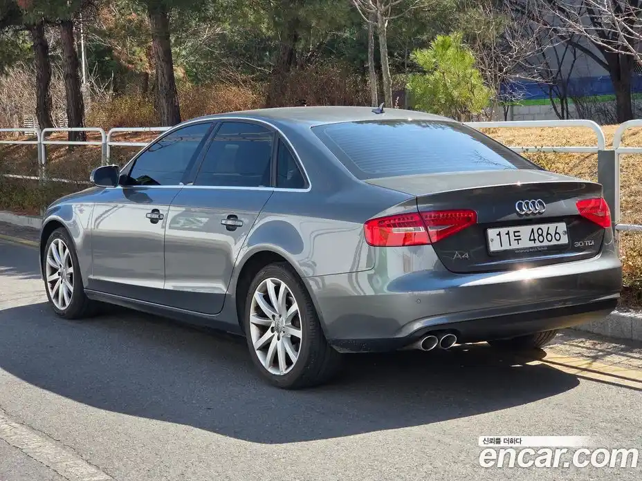 Audi A4 2015 2.0 Автомат в Москве № 593576, фото 4