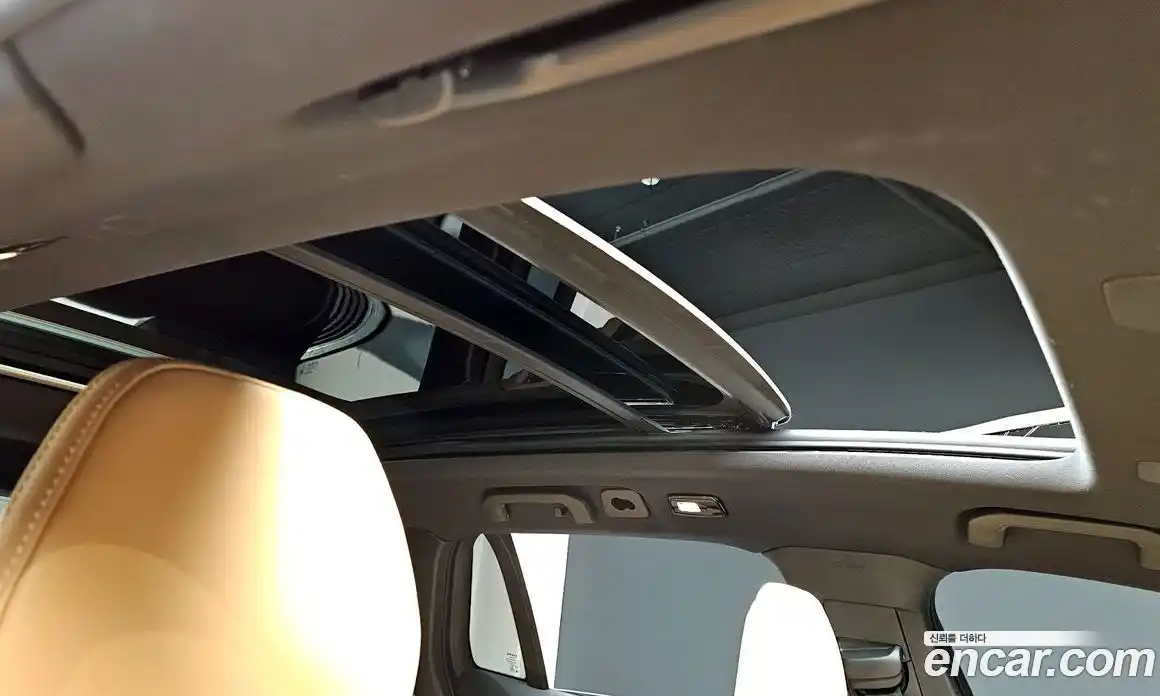 Volvo V60 2023 2.0 Автомат в Москве № 593604, фото 18