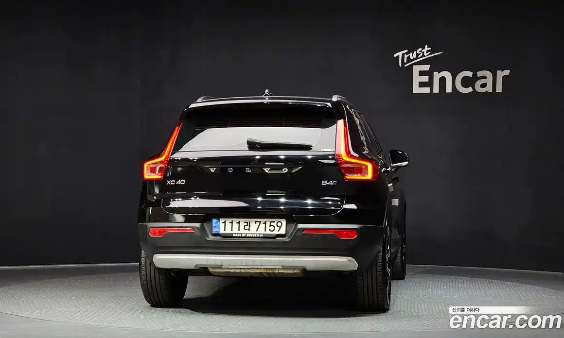 Volvo XC40 2021 2.0 Автомат в Москве № 593665, фото 4