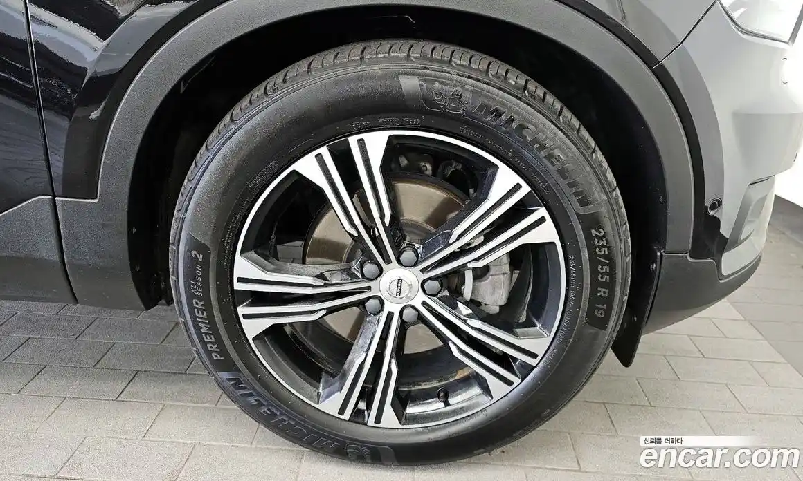 Volvo XC40 2021 2.0 Автомат в Москве № 593665, фото 5