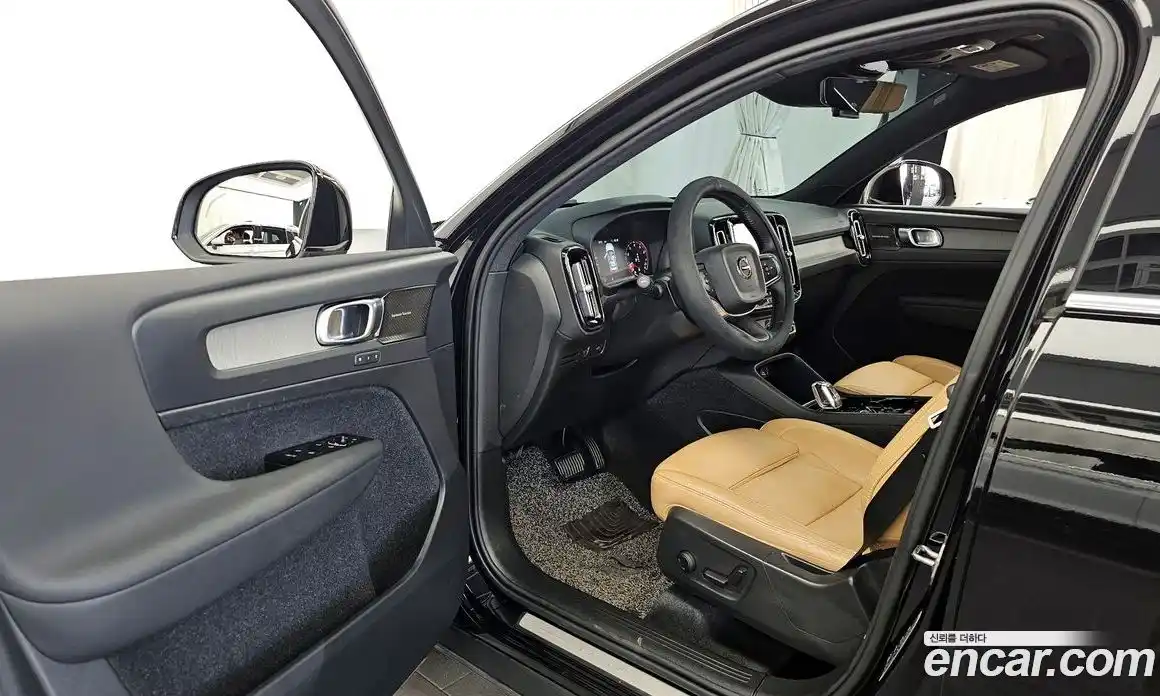 Volvo XC40 2021 2.0 Автомат в Москве № 593665, фото 10