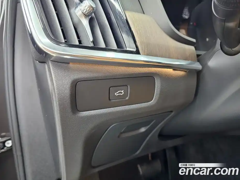 Volvo S90 2024 2.0 Автомат в Москве № 593835, фото 14