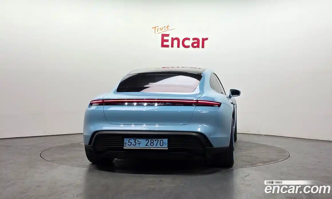 Porsche Taycan 2021 0.1 Автомат в Москве № 594204, фото 3