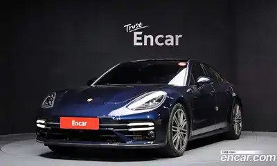 Porsche Panamera, 2021