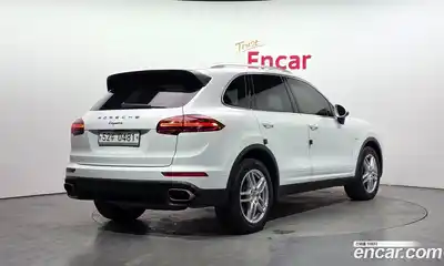 Porsche Cayenne 2016 3.0 Автомат в Москве № 594370, миниатюра 2