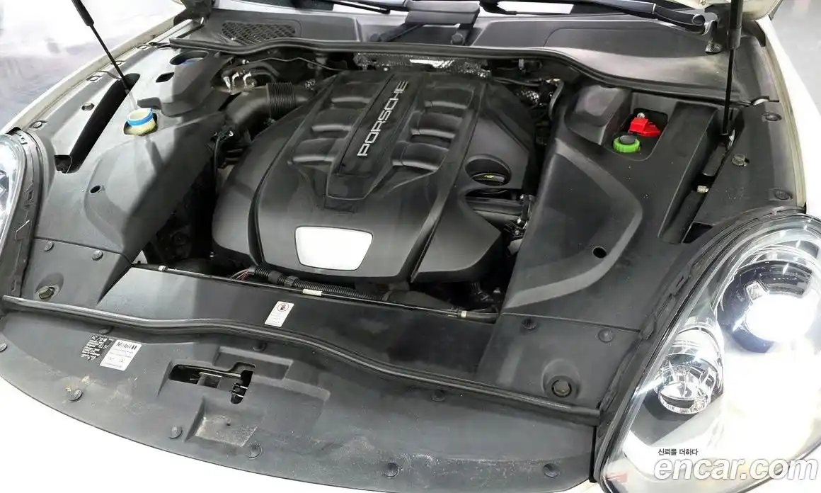 Porsche Cayenne 2016 3.0 Автомат в Москве № 594370, фото 6