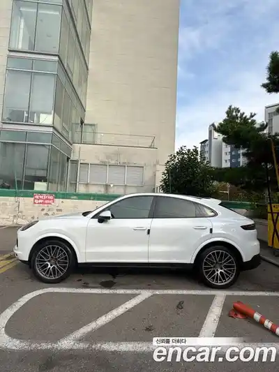 Porsche Cayenne 2023 3.0 Автомат в Москве № 594434, миниатюра 3