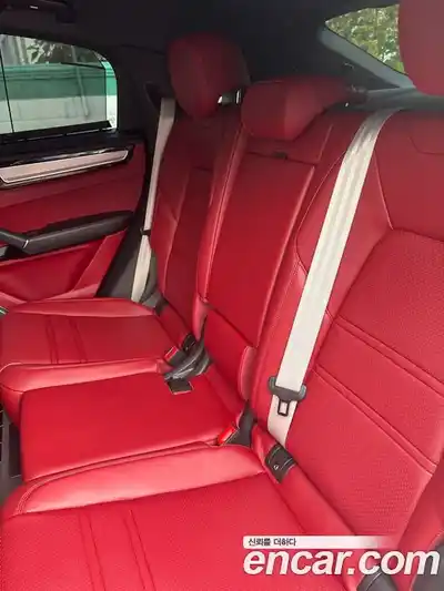 Porsche Cayenne 2023 3.0 Автомат в Москве № 594434, миниатюра 8