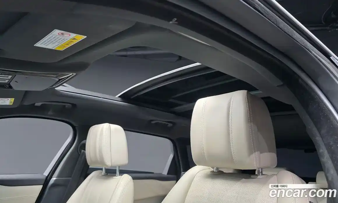 Land Rover Range-Rover Velar 2018 3.0 Автомат в Москве № 594611, фото 19