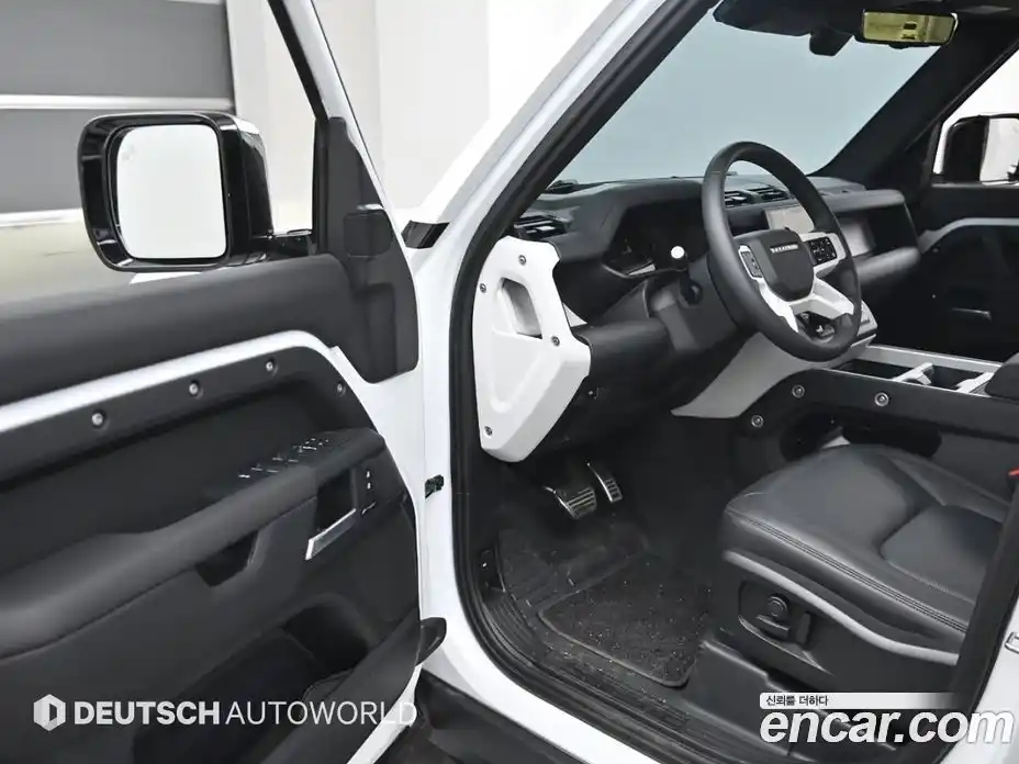 Land Rover Defender 2025 3.0 Автомат в Москве № 594861, фото 11