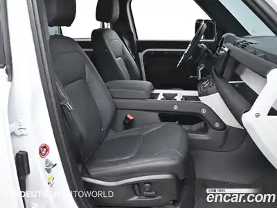 Land Rover Defender 2025 3.0 Автомат в Москве № 594861, миниатюра 10