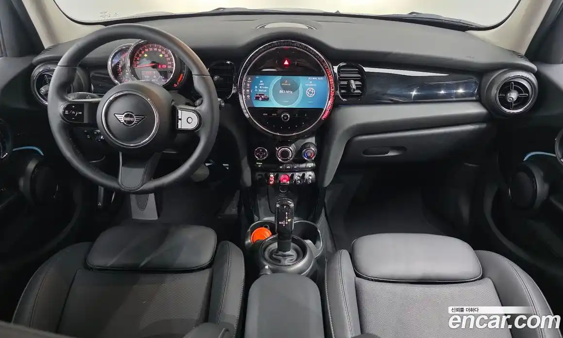 Mini Cooper 2023 1.5 Автомат в Москве № 595008, фото 7