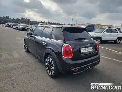 Mini Cooper 2018 2.0 Автомат в Москве № 595338, миниатюра 3