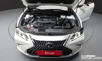 Lexus ES 2023 2.5 Автомат в Москве № 595536, миниатюра 6