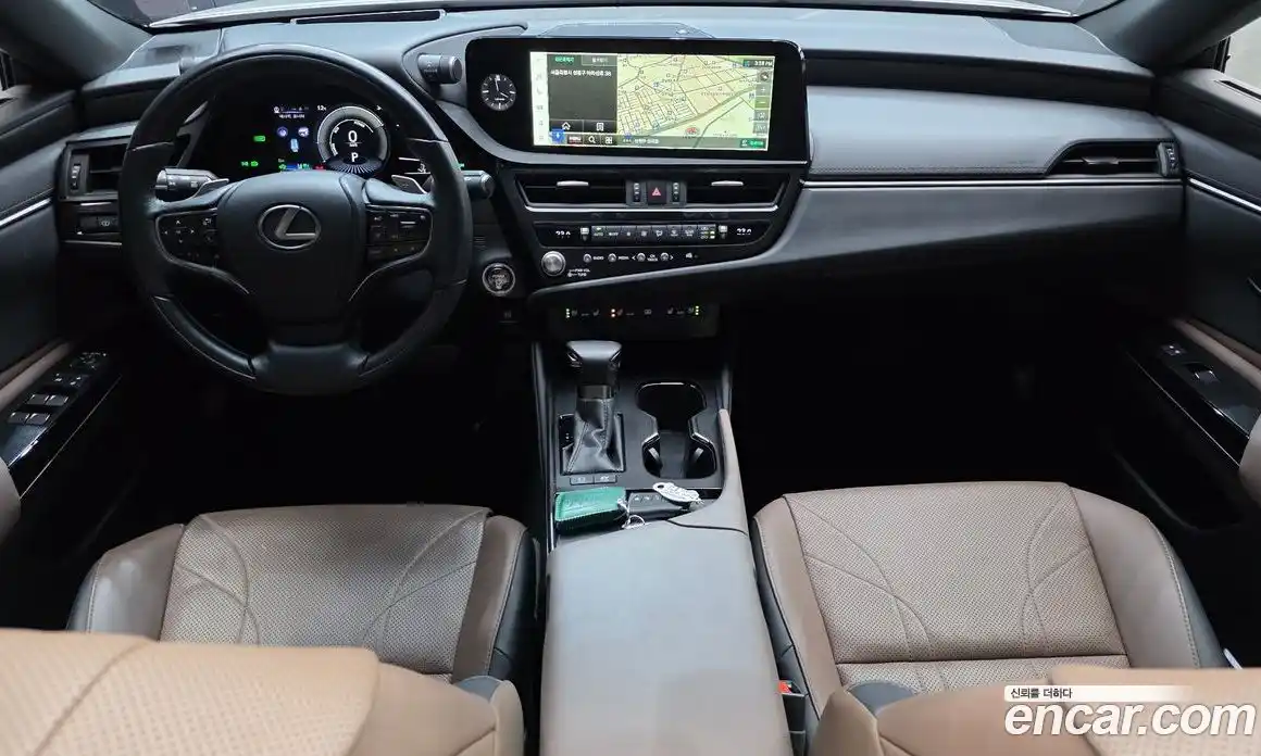 Lexus ES 2023 2.5 Автомат в Москве № 595536, фото 7