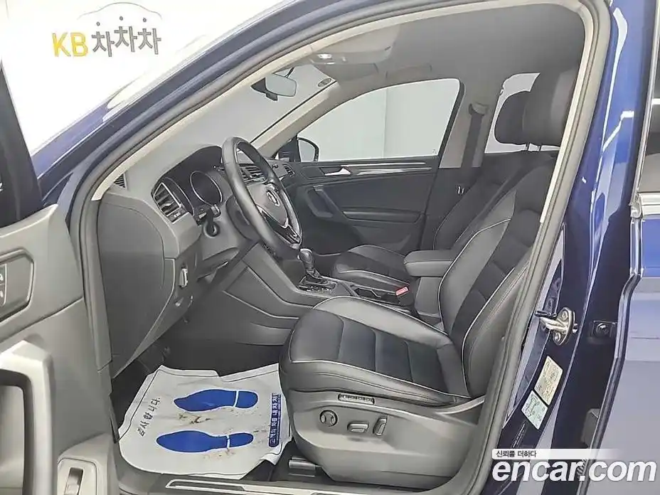 Volkswagen Tiguan 2020 2.0 Автомат в Москве № 607465, фото 11