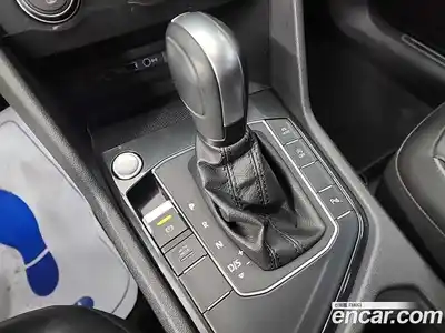 Volkswagen Tiguan 2020 2.0 Автомат в Москве № 607465, миниатюра 8