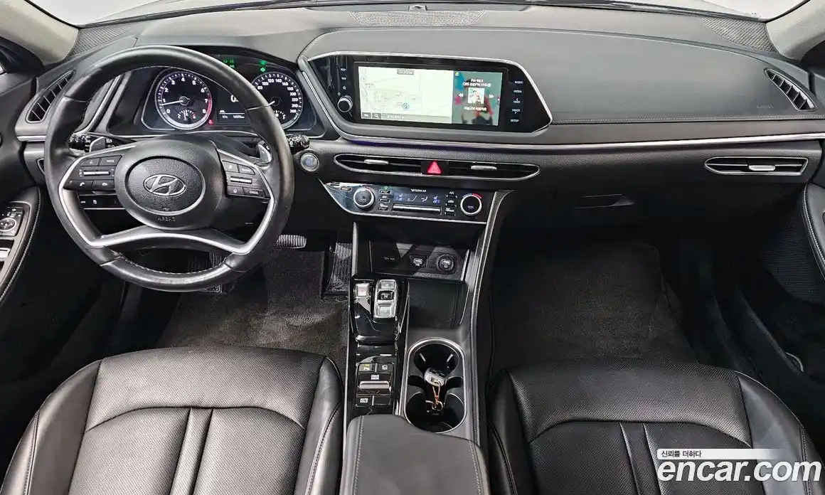 Hyundai Sonata 2022 2.0 Автомат в Москве № 607898, фото 7