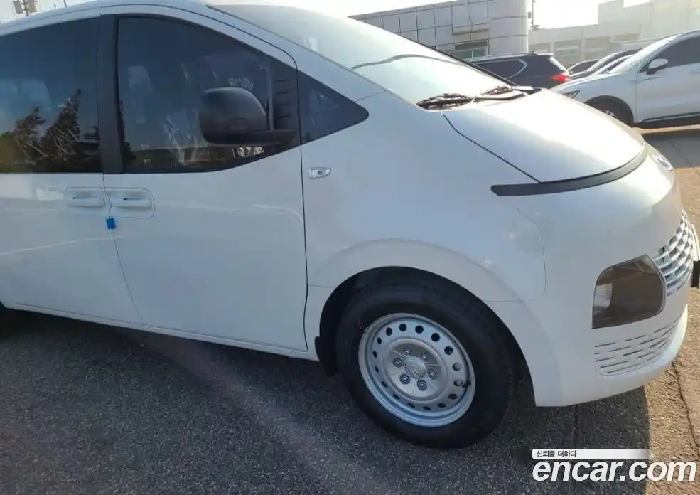 Hyundai Staria 2023 2.2 Автомат в Москве № 607957, фото 6