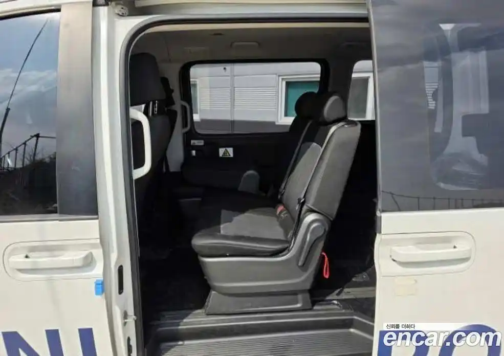 Hyundai Staria 2023 2.2 Автомат в Москве № 607957, фото 9