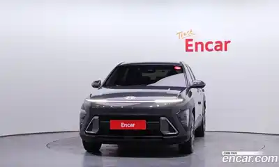 Hyundai Kona 2023 1.6 Автомат в Москве № 608258, миниатюра 3