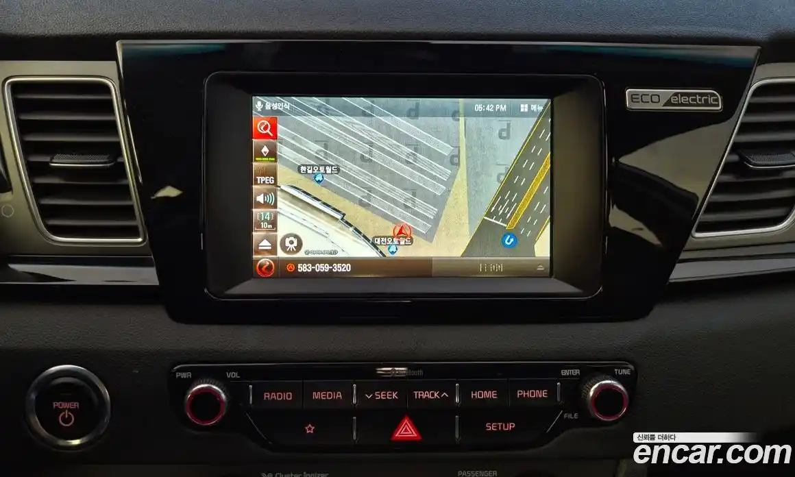 Kia Niro 2021 0.2 Автомат в Москве № 608363, фото 18