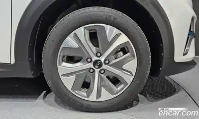 Kia Niro 2021 0.2 Автомат в Москве № 608363, миниатюра 5